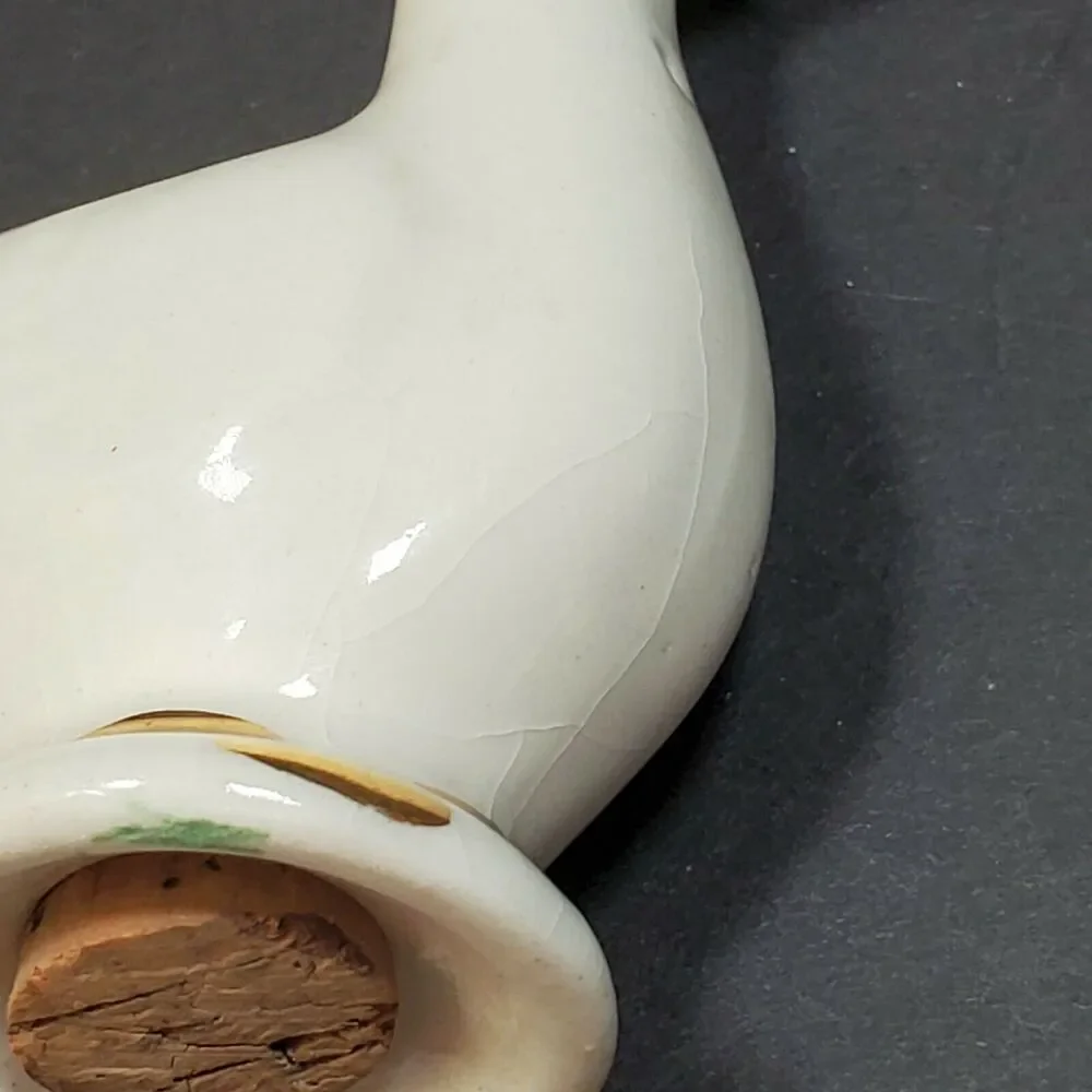 Elbee Art Cleveland Dove Salt & Pepper Shakers w/ Foil Label Hand Decorated